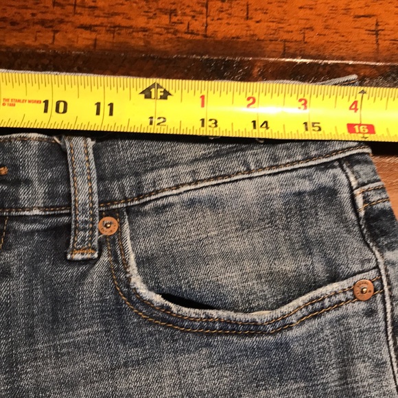 Lucky Brand 221 Straight Jeans - Picture 7 of 9